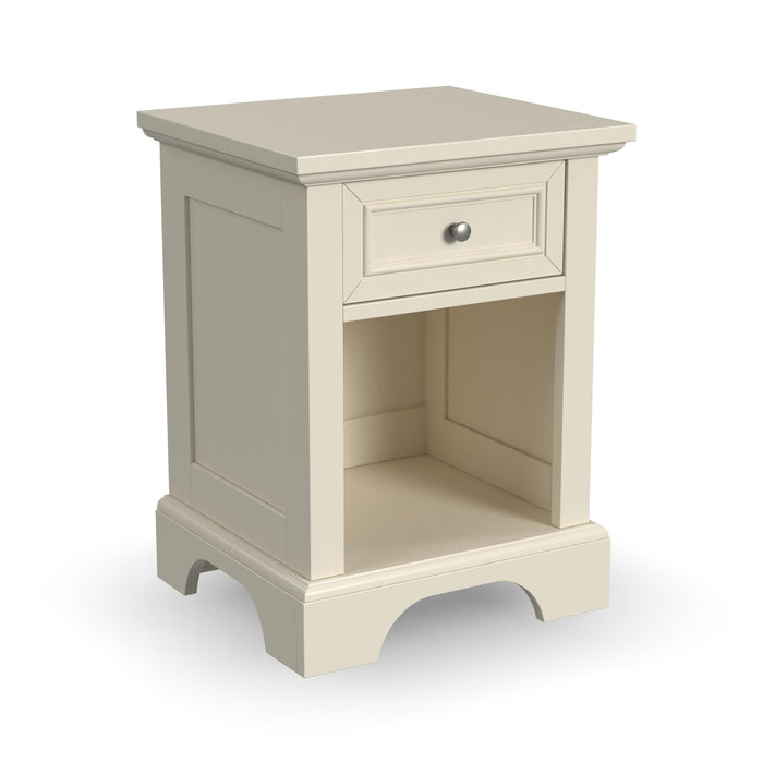 Naples Queen Bed, Nightstand and Chest
