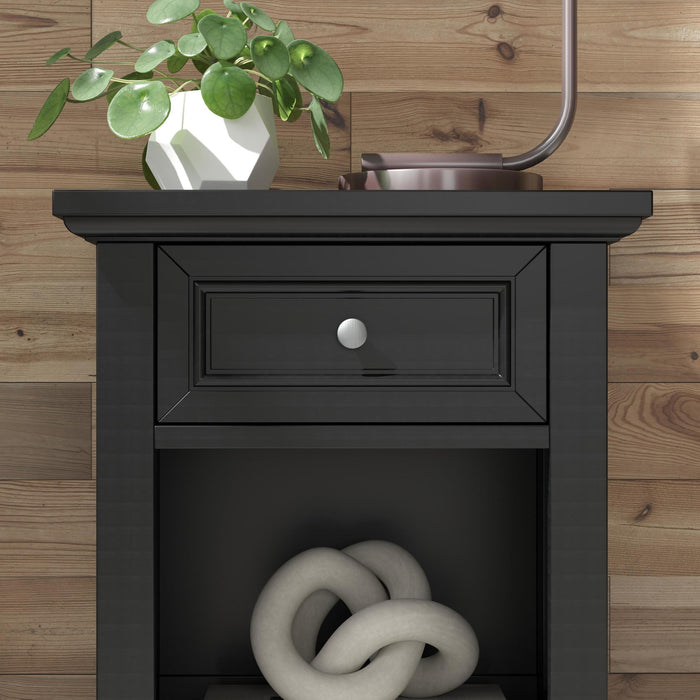 Bedford Queen Headboard, Nightstand and Chest