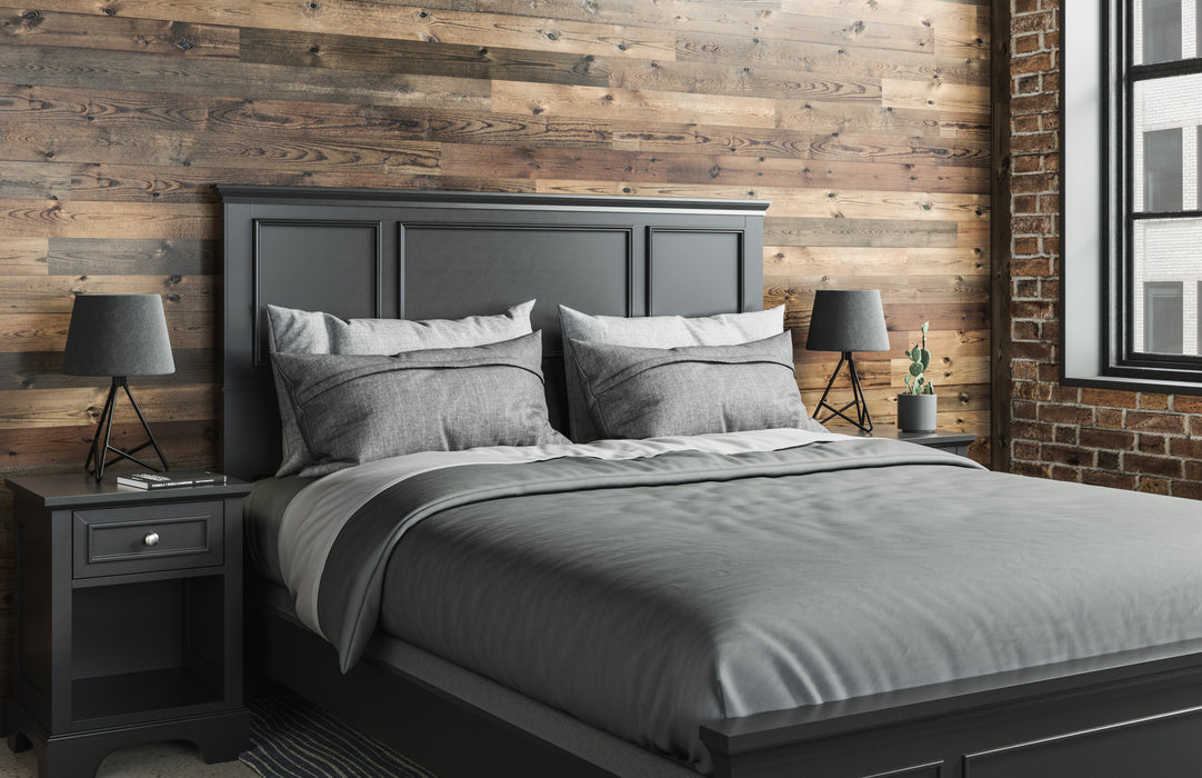 Bedford Queen Bed and Nightstand