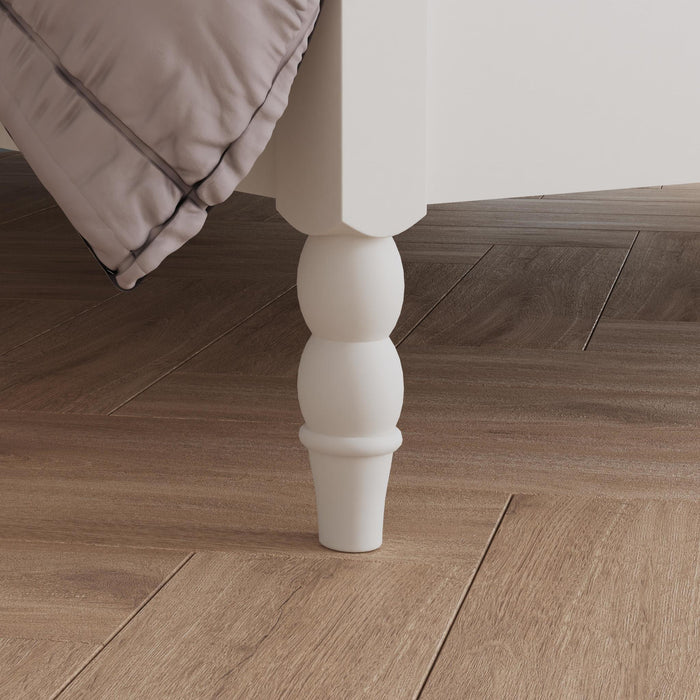 Spindle Queen Bed