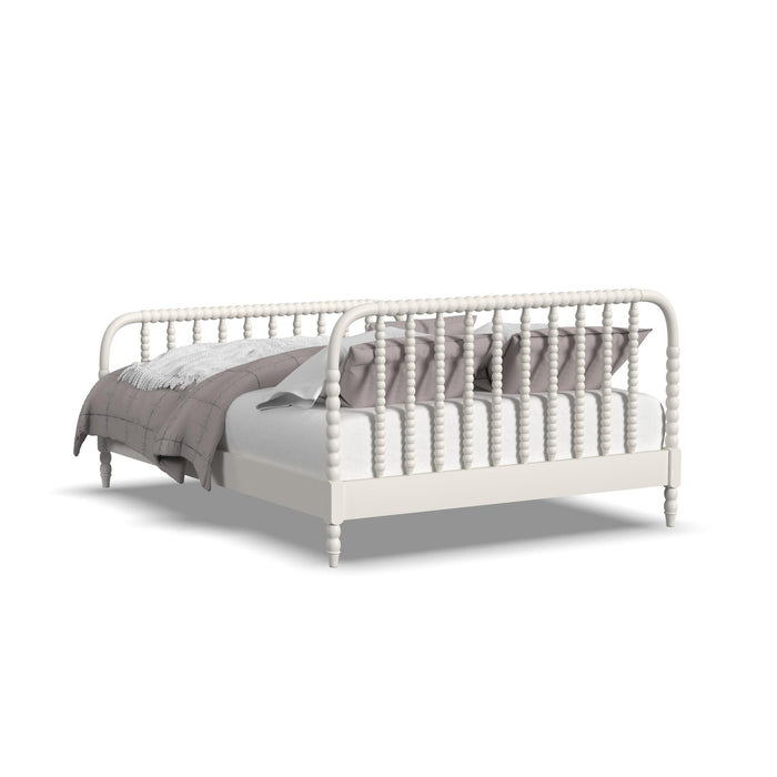 Spindle Queen Bed