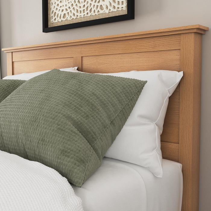 Oak Park Queen Bed and Nightstand