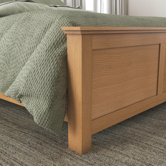 Oak Park Queen Bed and Nightstand